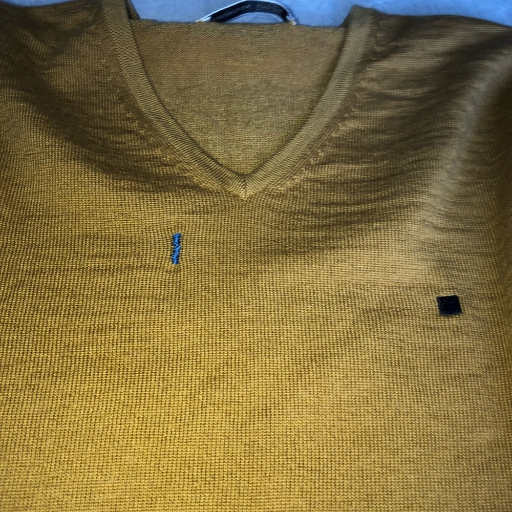 Wool Sweater - Picture 3 of 7